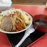 ラーメン もっけだの - 『赤唐味噌まぜそば(食べるラー油付+ネギ)』