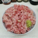 uminoiromagurooroshinomagurodontora-mennomise - ミニネギトロ丼