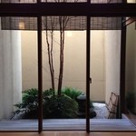 柊家旅館 - 中庭