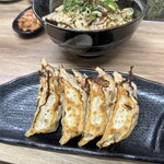 ミスターラーメン - 餃子1.5人前（9ケ）　¥500