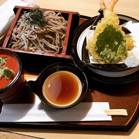 Japanese & Modern Chinese 嵐山 - 