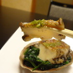 じん市 - 鮑香草パン粉焼き　やわらかすぎる・・