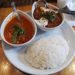 Spice Box - お得な2種のカレーセット 1,500円【本日のカレー(プルドポーク) ＋300円、フィッシュカレー(辛口) ＋100円 