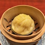中華割烹 わらじん - 上海蟹の小籠包