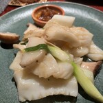 中華割烹 わらじん - 紋甲イカと季節野菜の炒め
