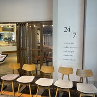 24/7 restaurant - 