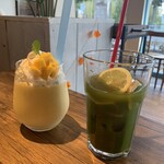 cafe LUKE - レモンジンジャーグリーンティー ICE ¥550
            マンゴーヨーグルトスムージー ¥770