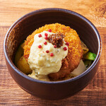 Uma Karaage To Izake Meshi Miraizaka - 