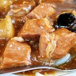 中華厨房 豊源 - ランチ 牛バラ肉の醤油煮込み