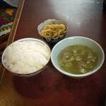 澁谷飯店 - ライスは少なめ・ザーサイ多め