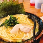 横浜家系ラーメン 龍馬家 - 