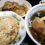 中国料理 仲村渠 - 日替わりラーメンランチ チャーハン大盛り￥950