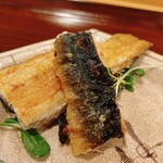 勢麟 - 皮目はもちろん、パリッパリです