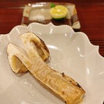 勢麟 - 松茸の塩焼き。手で割いて酢橘と塩を振りかけ、アムアムアム\(//∇//)\