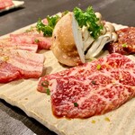 炭火焼肉 ドラゴンカルビ - 