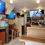 BOMBAY CAFE' & BAR - 店内