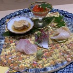 すし屋　小桜 - バイ貝,鯵,あん肝,鯛,トマト 