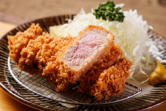 Tonkatsu to, Shabushabu. Kurobuta Fukuya, Kagoshima, Japan