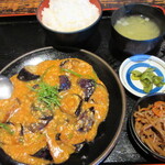 Tori Hachi - 茄子の味噌炒め定食748円