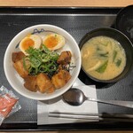 Matsuya - 魯肉飯、お味噌汁付きで通常価格@680。クーポン使うと@630