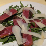 Napule - 網焼きした国産牛肉のタリアータ　
                        　　　　　　ルーコラとパルミッジャーノを添えて