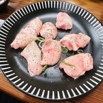 寿楽園 - 豚なんこつ