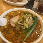 我流担々麺 竹子 - 中に入ってる具のセレクトが良く、チャーシューも脂身が全くなくて美味しかったです。ザーサイタンタン麺（辛口）