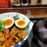 松屋 - 魯肉飯 630円(通常680円)、ご飯大盛り 60円