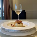 プチレストラン ブーケ・ド・フランス - Dom.Arnaud Syrahと帆立貝柱とトリュフのパートブリック包み