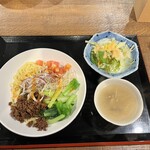 中華バル 酒鬼 - 週替わりランチ（税込み１２００円）