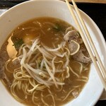 オアシスなんもく - 半分食べた　チャーシュー麺うまい