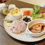 カフェ＆お惣菜 ふくぷく - 料理写真:ランチプレート魚