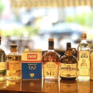 クラフトビール、クラフトジン沢山あります。