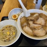 喜多方ラーメン 坂内 - 