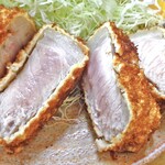 とんかつ とんき - 「特大とんかつ定食」のメイン