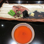 日本料理 晴山 - 明石の鰆の炭焼き。酢醤油で。