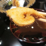 日本料理 晴山 - ソースで頂きました。閉じ込められた風味がはじけました。