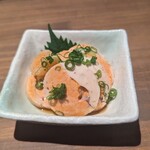 地下だけど入ったら雰囲気が良くて料理人がしっかり食事を作ってお酒もたくさんあって楽しいお店。ごんべえ - 