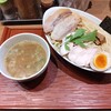 麺 ヒキュウ 六甲道店