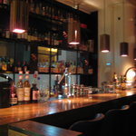 「Ｂａｒ井ノ上」カウンター席