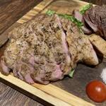 肉系居酒屋 肉十八番屋 - 