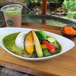 京屋茶舗 - 緑色のルーには・・