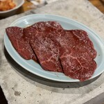 炭火焼肉ホルモンさわいし - 