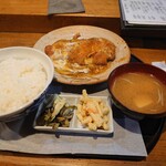 きく屋 - 煮カツ定食！