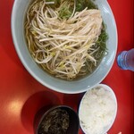 Ramen Semmon Taka - ラーメン特大、ライス、高菜