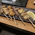 集い居酒屋ふくふく - 焼き鳥盛り合わせ