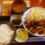 チロル - 酢豚定食