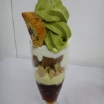 祇園きなな - きななパフェ（伊勢丹・松戸店バージョン）