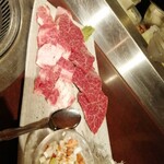 Hodori - 右がサガリ、左はサガリの縁側と呼ばれる部分