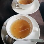 テンラン カフェ - セットのスープはオニオンスープ。
身体がほっこり温まります♡